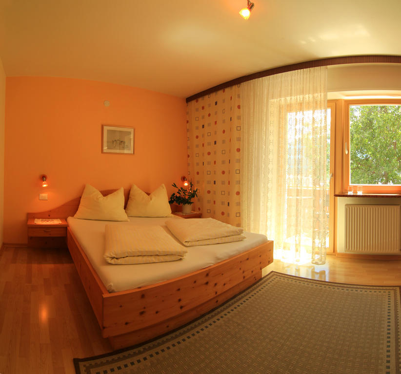 Haus Mairoesl Apartman Silandro Szoba fotó