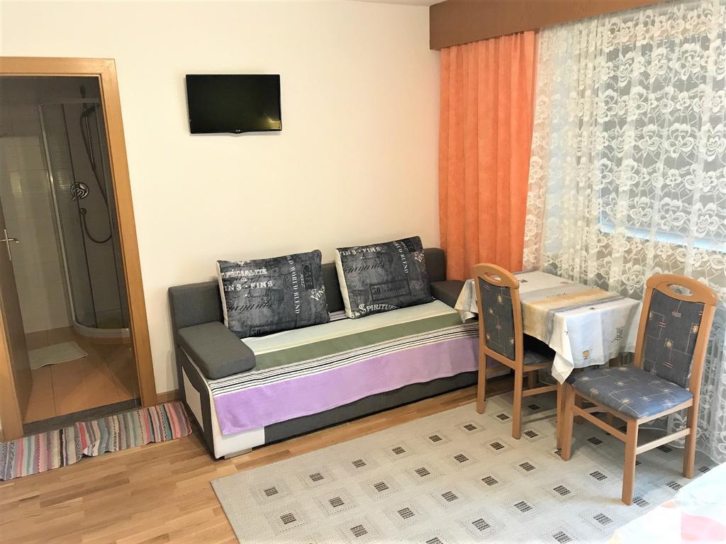 Haus Mairoesl Apartman Silandro Kültér fotó